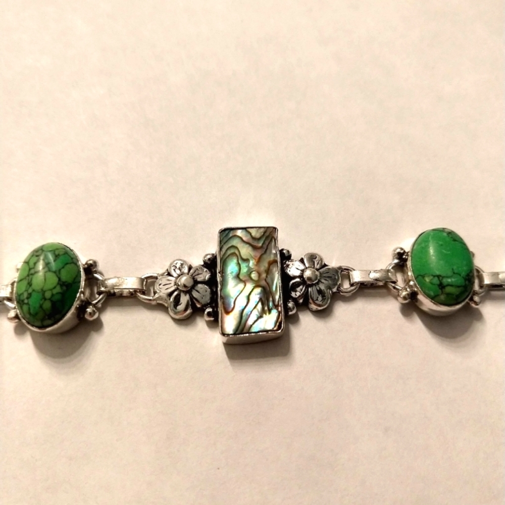 Abalone shell bracelet 925 made in India.